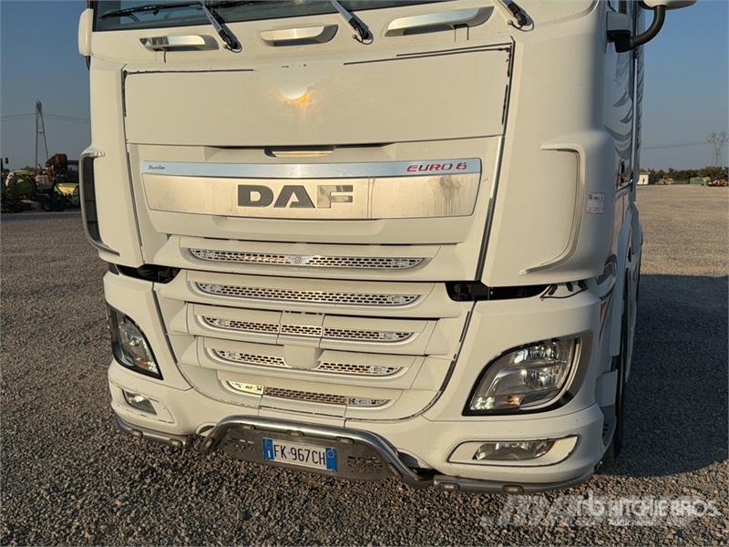 DAF XF 510 FT S/A Sleeper Truck Tractor Влекачи