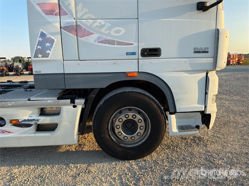 DAF XF105 4x2 S/A Sleeper Truck Tractor Dragbilar