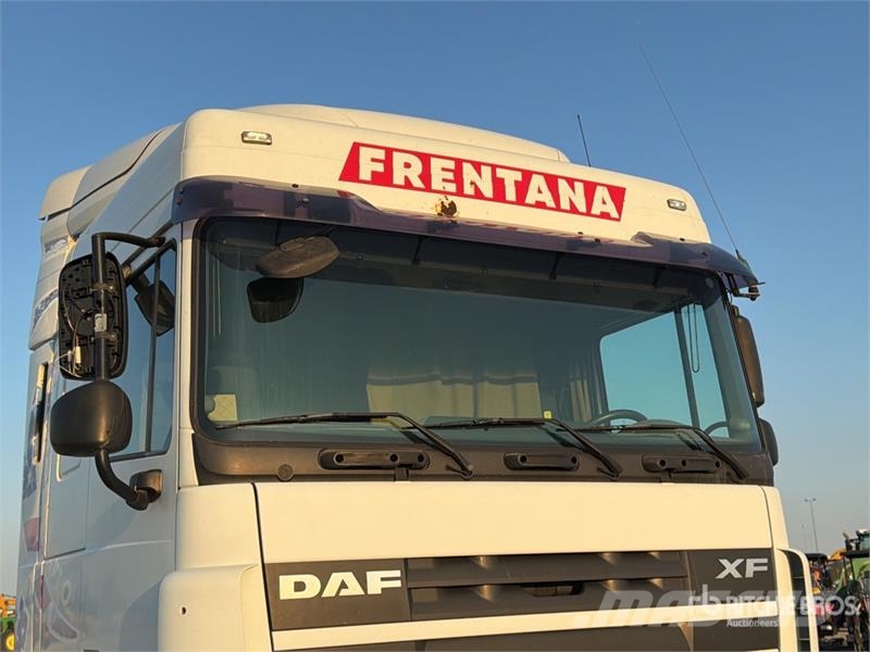 DAF XF105 4x2 S/A Sleeper Truck Tractor Dragbilar