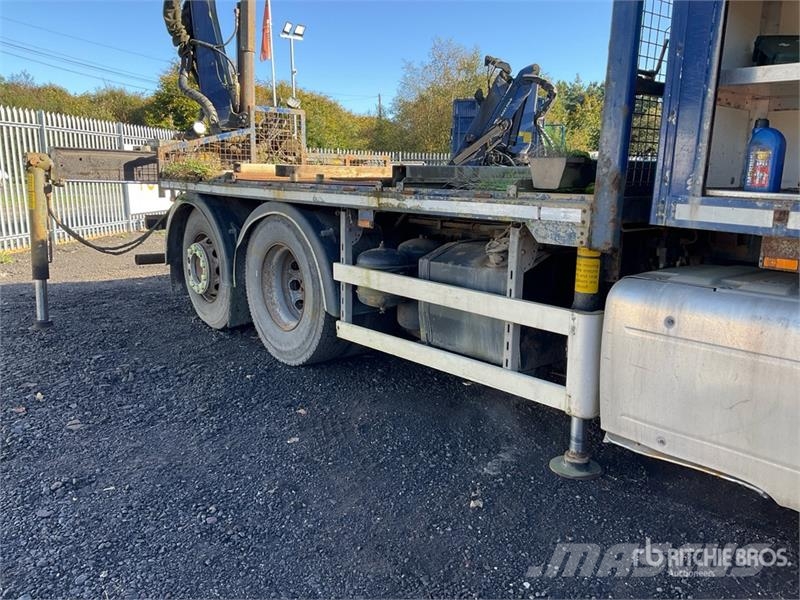 DAF XF440 6x2 Flatbed Truck w/Palfinger Q150Z Easy fol Kranwagen