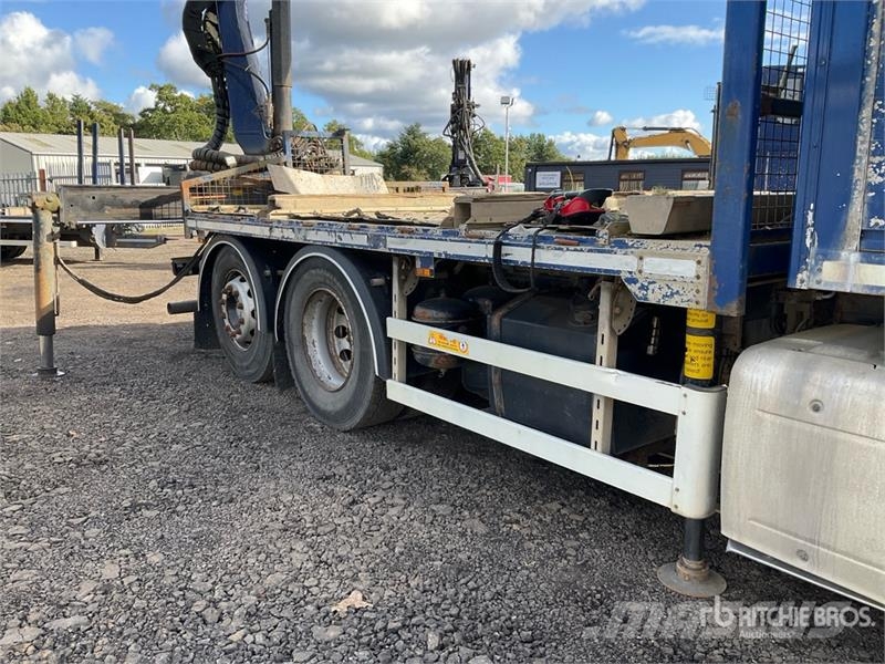 DAF XF440 6x2 Flatbed Truck Palfinger Q150Z Easyfold 4 Kranwagen