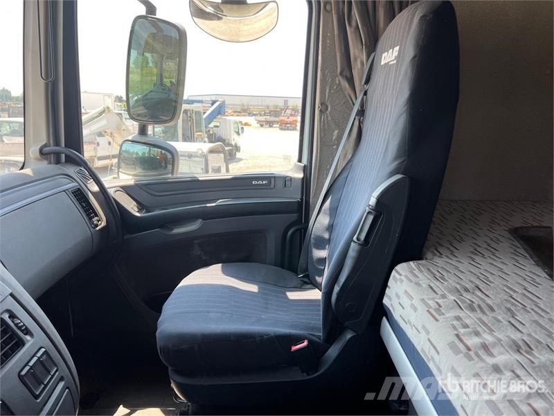 DAF XF460 4x2 S/A Sleeper Truck Tractor (Inoperable) وحدات الجر