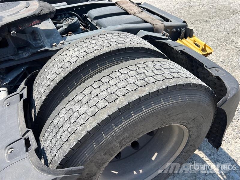 DAF XF460 4x2 S/A Sleeper Truck Tractor (Inoperable) وحدات الجر