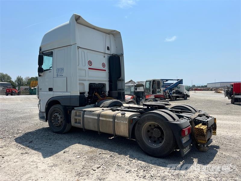 DAF XF460 4x2 S/A Sleeper Truck Tractor (Inoperable) وحدات الجر