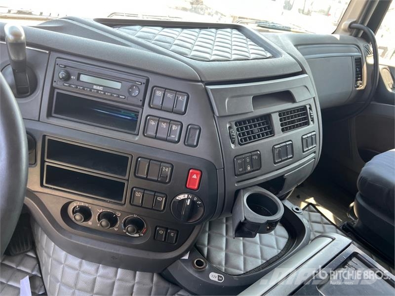 DAF XF460 4x2 S/A Sleeper Truck Tractor (Inoperable) وحدات الجر