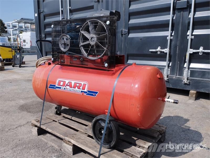 Dari CIS 70-00 Big 200L Air Compressor Компресори