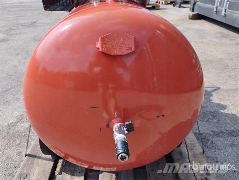Dari CIS 70-00 Big 200L Air Compressor Компресори