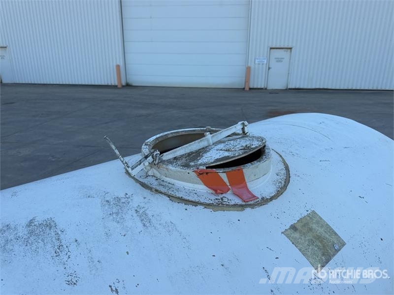 Daudin Remorque Citerne A Eau 1Essieu S/A Water Ta Other trucks