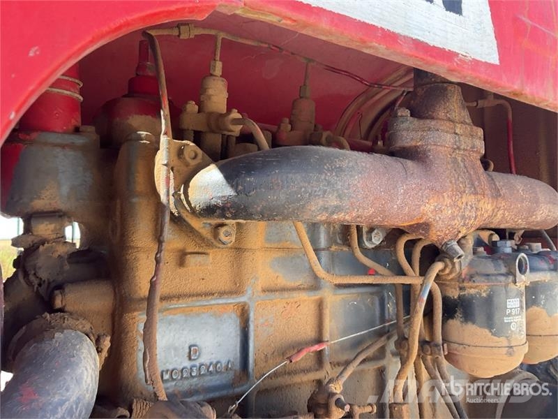 David Brown Modelo 65 Antique Tractor (Inoperable) Traktoriai