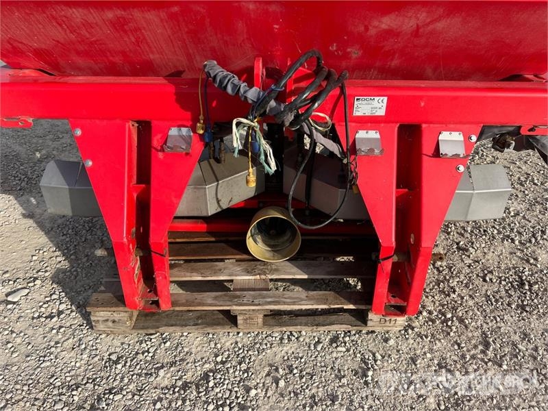 DCM Fertilizer Spreader Flüssigdüngerstreuer