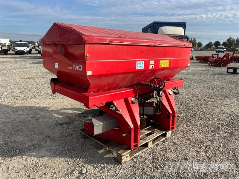 DCM Fertilizer Spreader Flüssigdüngerstreuer