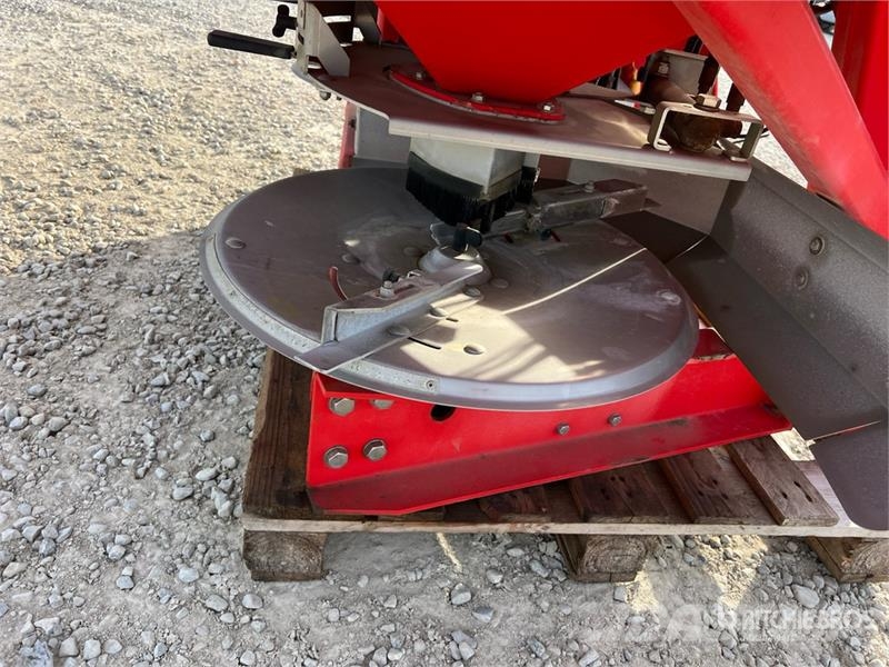 DCM Fertilizer Spreader Flüssigdüngerstreuer