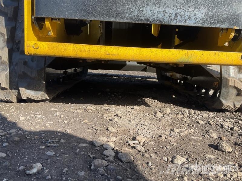 Delano T360 Mini Skid Steer Loader Mini Pale Gommate