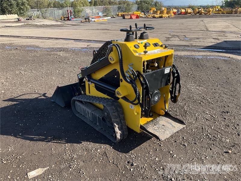 Delano T360 Mini Skid Steer Loader Mini Pale Gommate