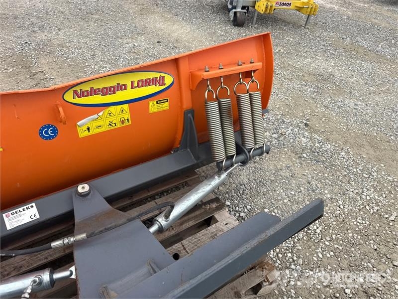 Deleks LN 200 Snow Plow Lumiaurat