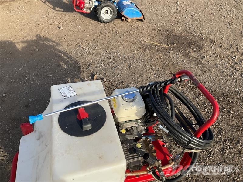 Demon Pressure Washer Мийні апарати низького тиску