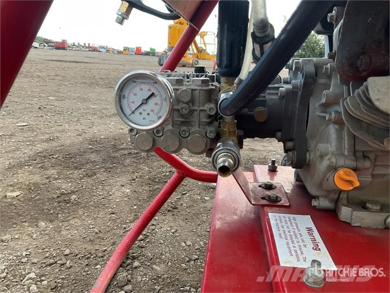 Demon Pressure Washer Мийні апарати низького тиску