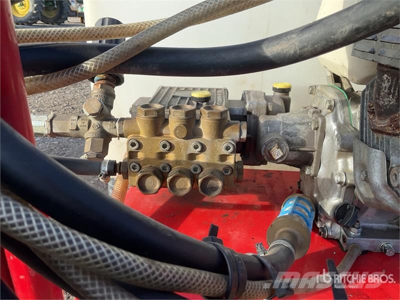 Demon Pressure Washer Мийні апарати низького тиску