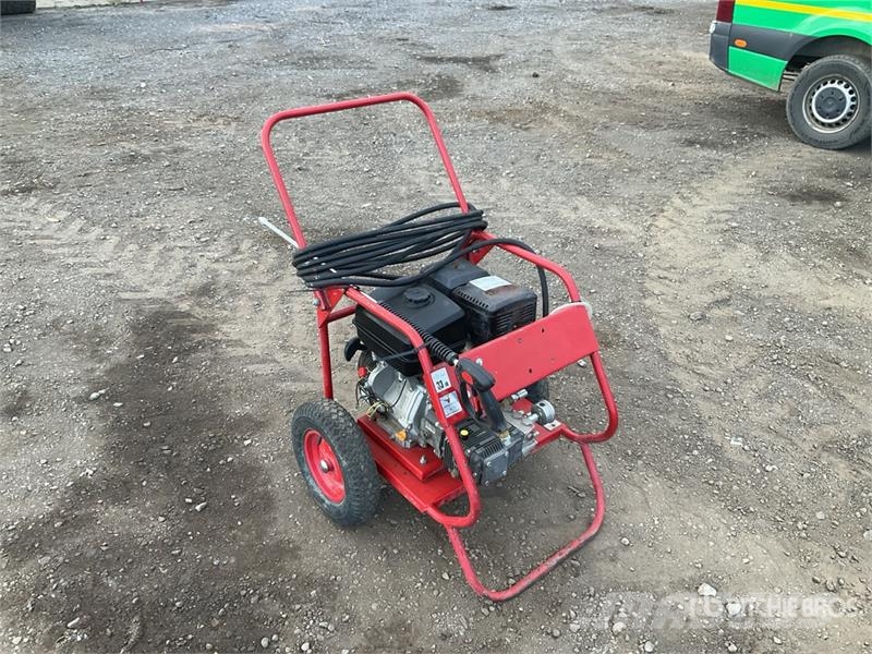 Demon Pressure Washer Мийні апарати низького тиску