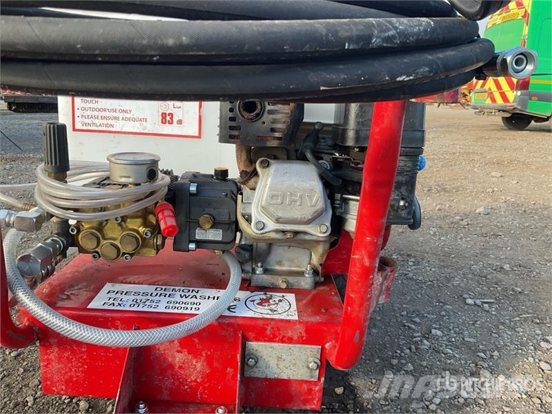 Demon Pressure Washer Мийні апарати низького тиску