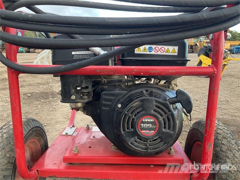 Demon Pressure Washer Мийні апарати низького тиску