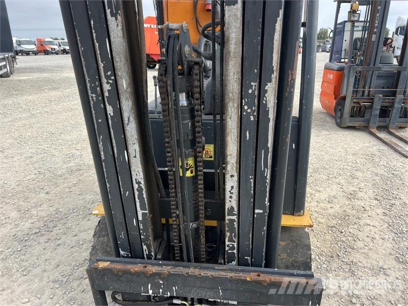Detank 18EF 1000 kg Electric Forklift Elektromos targoncák