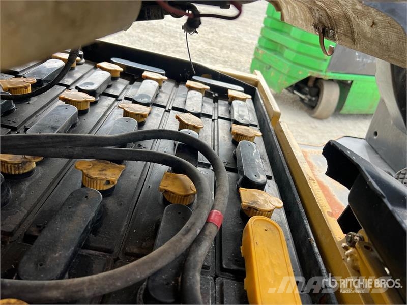 Detank 18EF 1000 kg Electric Forklift Elektromos targoncák