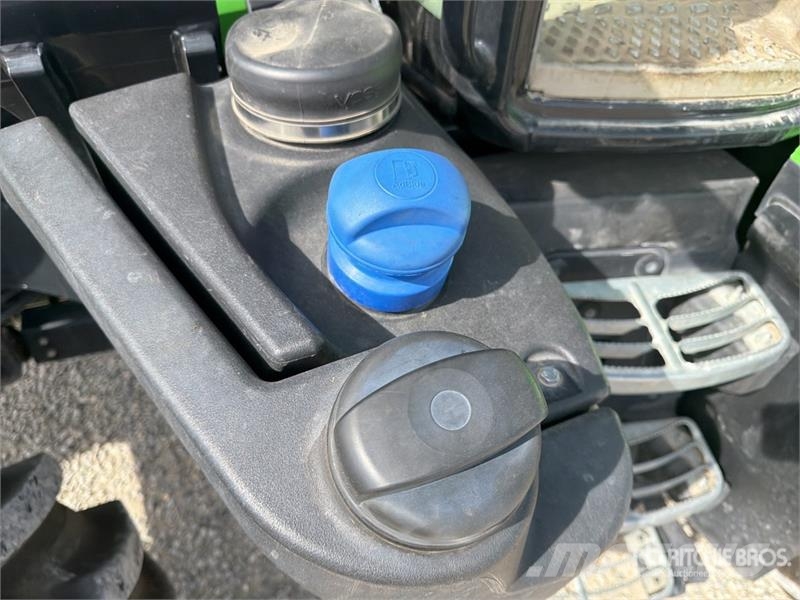 Deutz-Fahr 61504 RVSHIFT 4WD Tractor Трактори