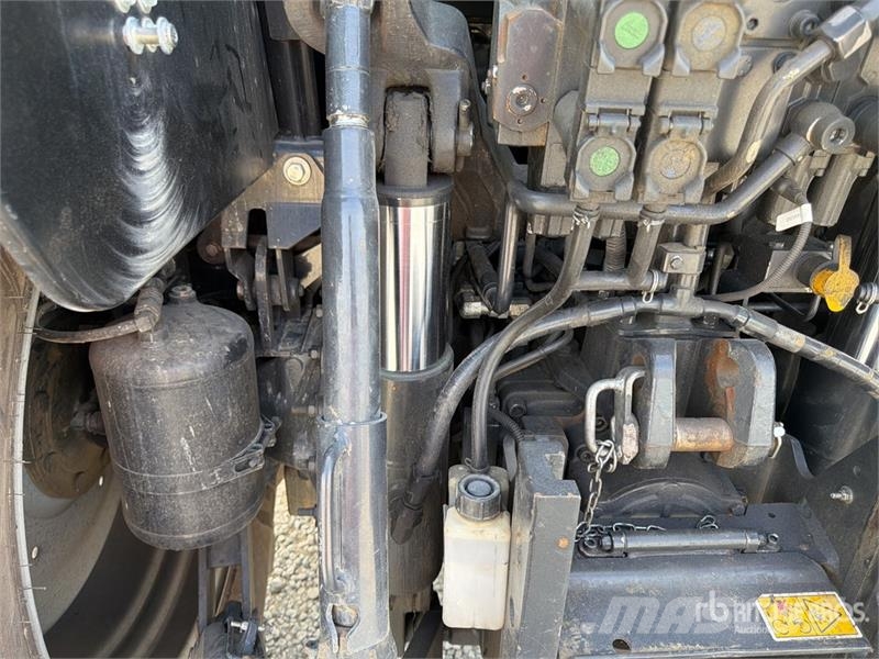 Deutz-Fahr 61504 RVSHIFT 4WD Tractor Трактори