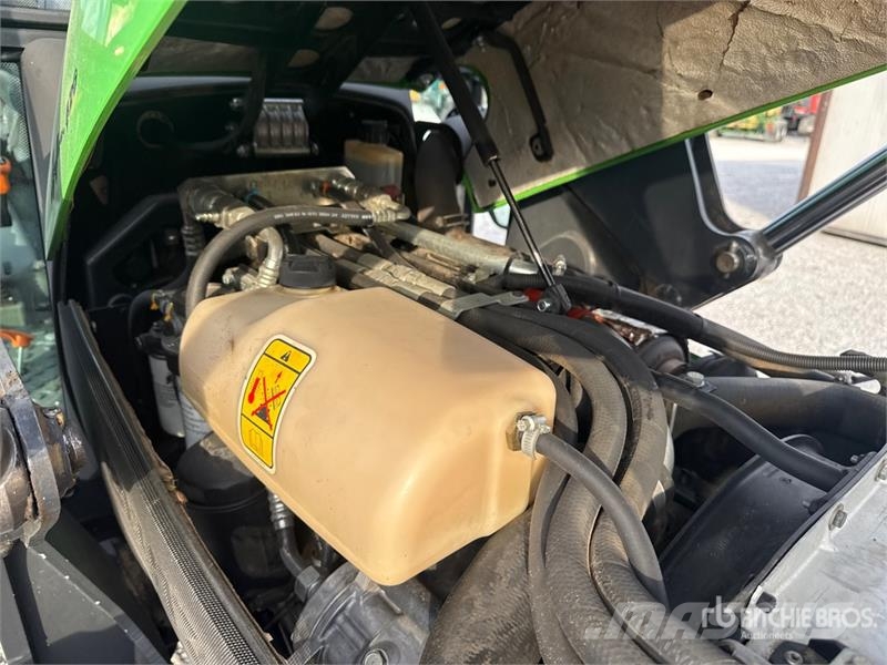 Deutz-Fahr Agrofarm 4WD Tractor Trattori
