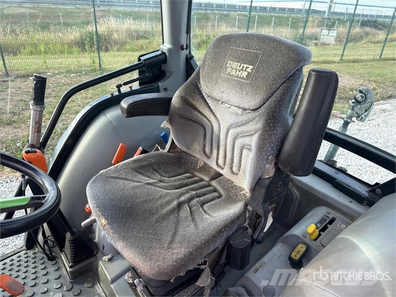 Deutz-Fahr Agrofarm 4WD Tractor Trattori