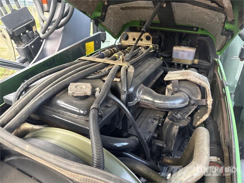 Deutz-Fahr Agroplus 95 4WD Tractor Trattori
