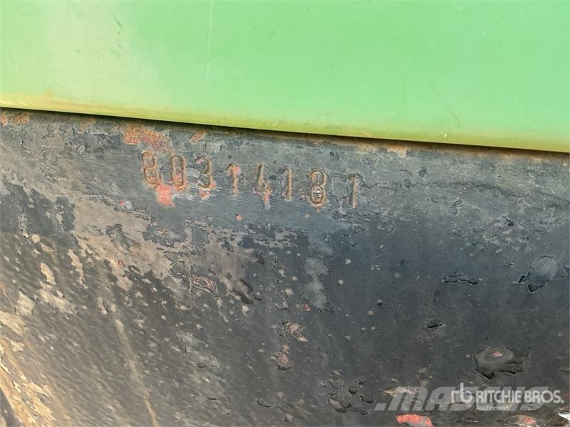 Deutz-Fahr Agrotron 200T 4WD Tractor 拖拉机/农用车