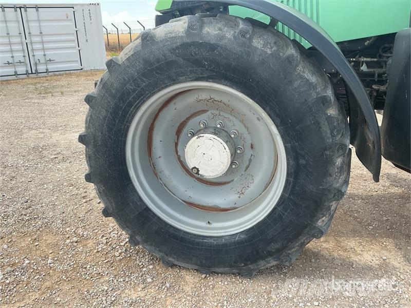 Deutz-Fahr Agrotron 200T 4WD Tractor 拖拉机/农用车