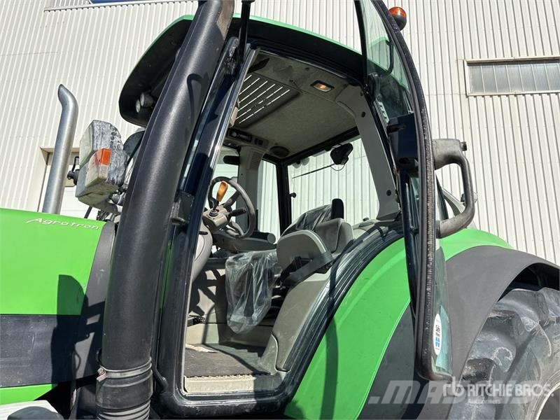 Deutz-Fahr Agrotron 6210 CSHIFT 4x4 Tracteur Agricole 4WD Tra Traktory