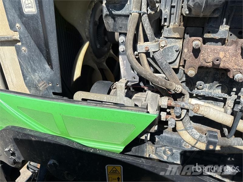 Deutz-Fahr Agrotron 6210 CSHIFT 4x4 Tracteur Agricole 4WD Tra Traktory