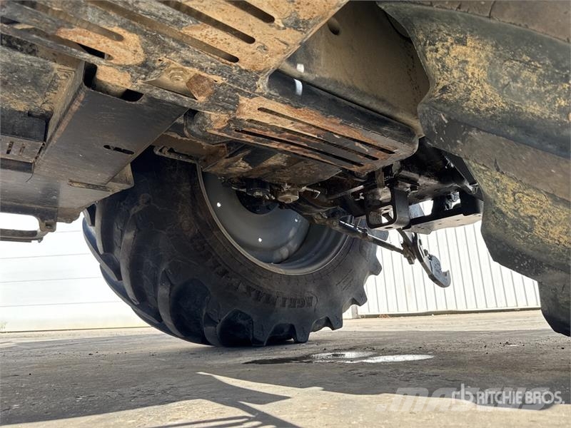 Deutz-Fahr Agrotron 6210 CSHIFT 4x4 Tracteur Agricole 4WD Tra Traktory