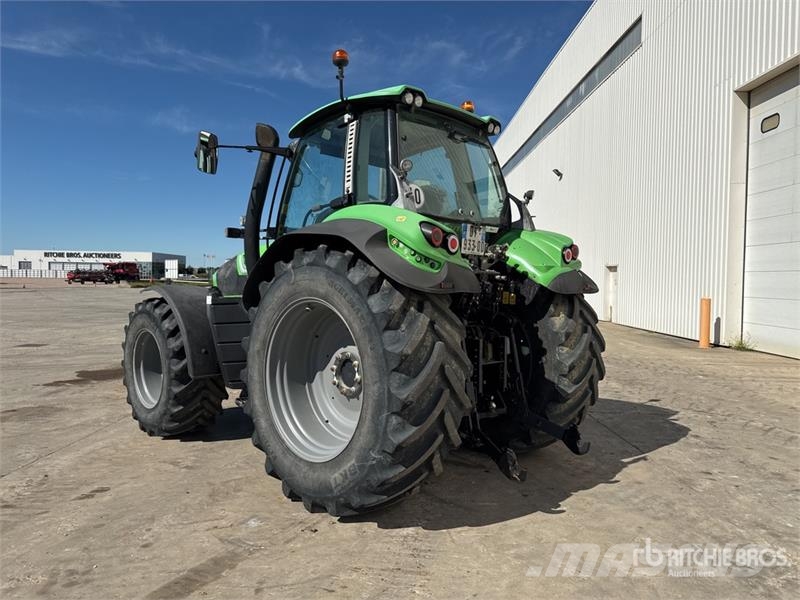 Deutz-Fahr Agrotron 6210 CSHIFT 4x4 Tracteur Agricole 4WD Tra Traktory