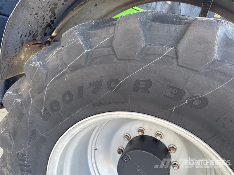 Deutz-Fahr Agrotron 7230TTV 4WD Tractor Trattori
