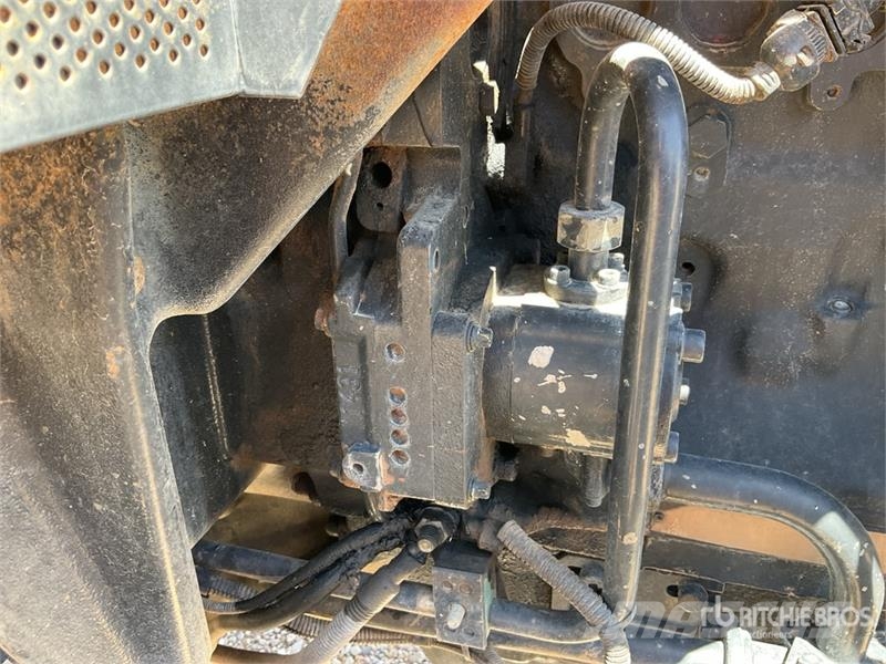 Deutz-Fahr Agrotron M620 4WD Tractor الجرارات