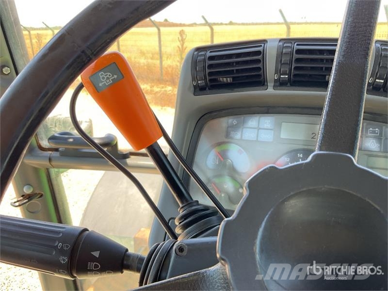 Deutz-Fahr Agrotron M620 4WD Tractor الجرارات
