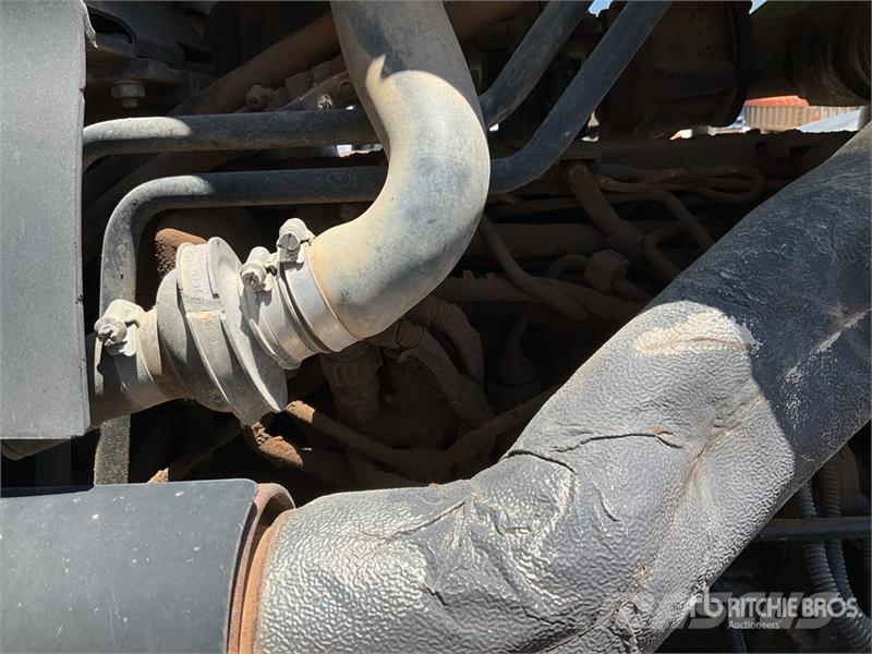 Deutz-Fahr Agrotron M620 4WD Tractor الجرارات