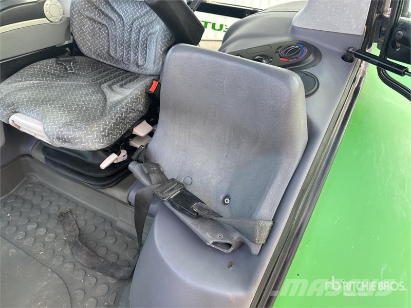 Deutz-Fahr Agrotron M625 Tracteur Agricole 4WD Tractor Traktorid