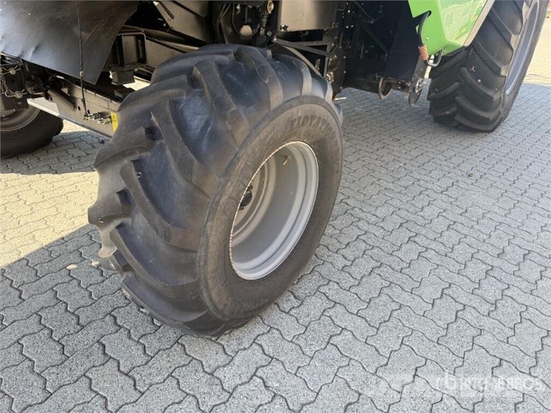 Deutz-Fahr C7205 Combine Harvester Kombájnok