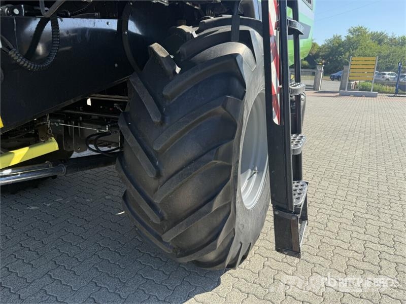 Deutz-Fahr C7205 Combine Harvester Kombájnok