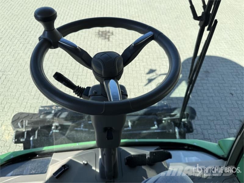 Deutz-Fahr C7205 Combine Harvester Kombájnok