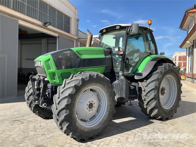 Deutz-Fahr L720 4WD Tractor Трактора