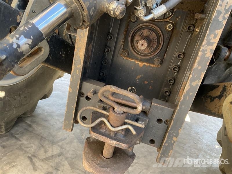 Deutz-Fahr L720 4WD Tractor Трактора
