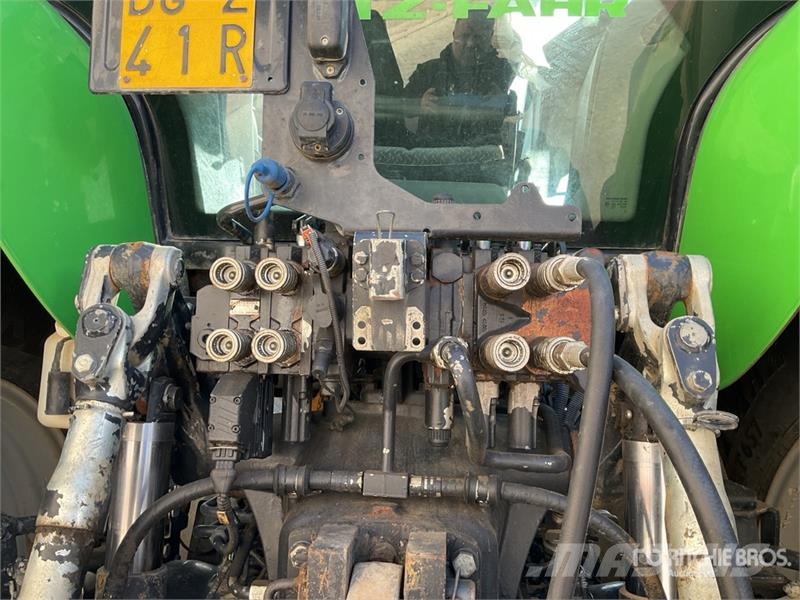 Deutz-Fahr L720 4WD Tractor Трактора