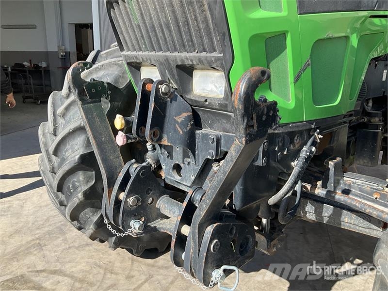 Deutz-Fahr L720 4WD Tractor Трактора